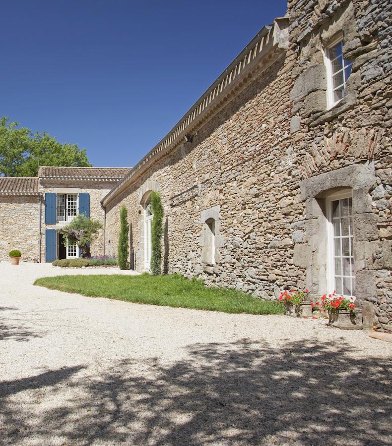 Domaine Les Magasins Bed and Breakfast Bram Exteriör bild
