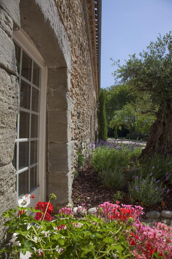 Domaine Les Magasins Bed and Breakfast Bram Exteriör bild