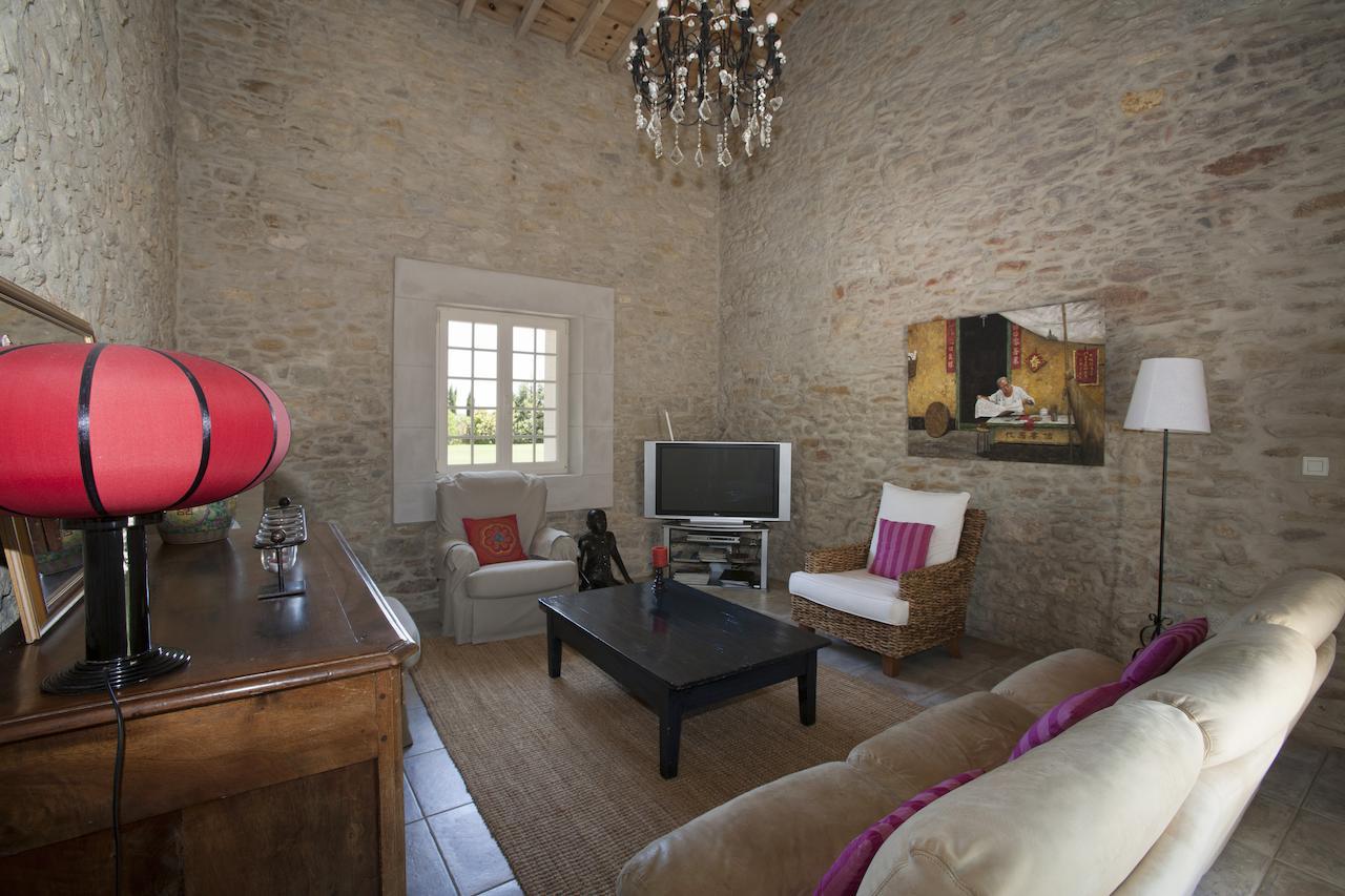 Domaine Les Magasins Bed and Breakfast Bram Exteriör bild